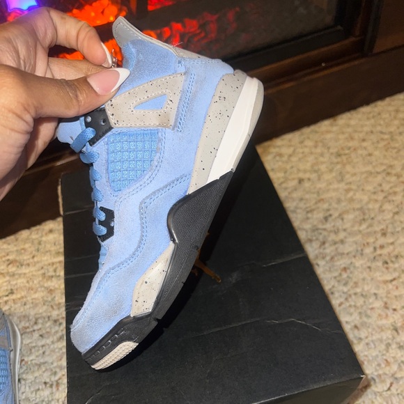Air Jordan 4 Retro University Blue - Picture 6 of 6